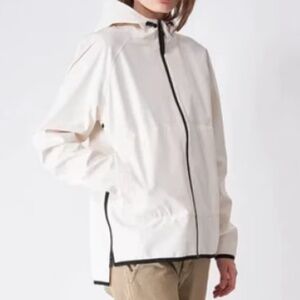 TANTÄ Rainwear Size 38